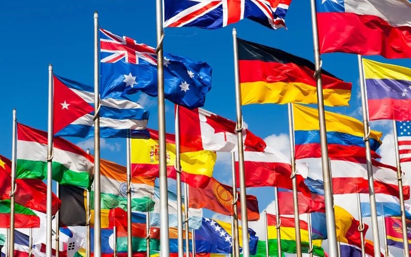 پرچم های تاریخی و معنای آن ها