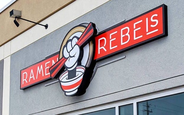 اهمیت تابلو برای کسب و کارها