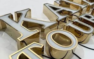 نکات نگهداری تابلو مغازه
